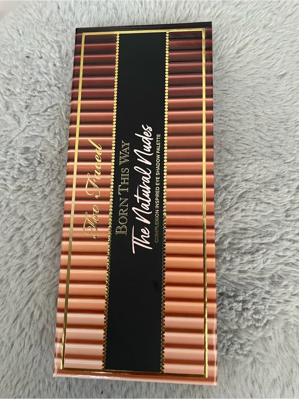 Too Faced The Natural Nudes Eyeshadow Palette - Rose Gold and Black